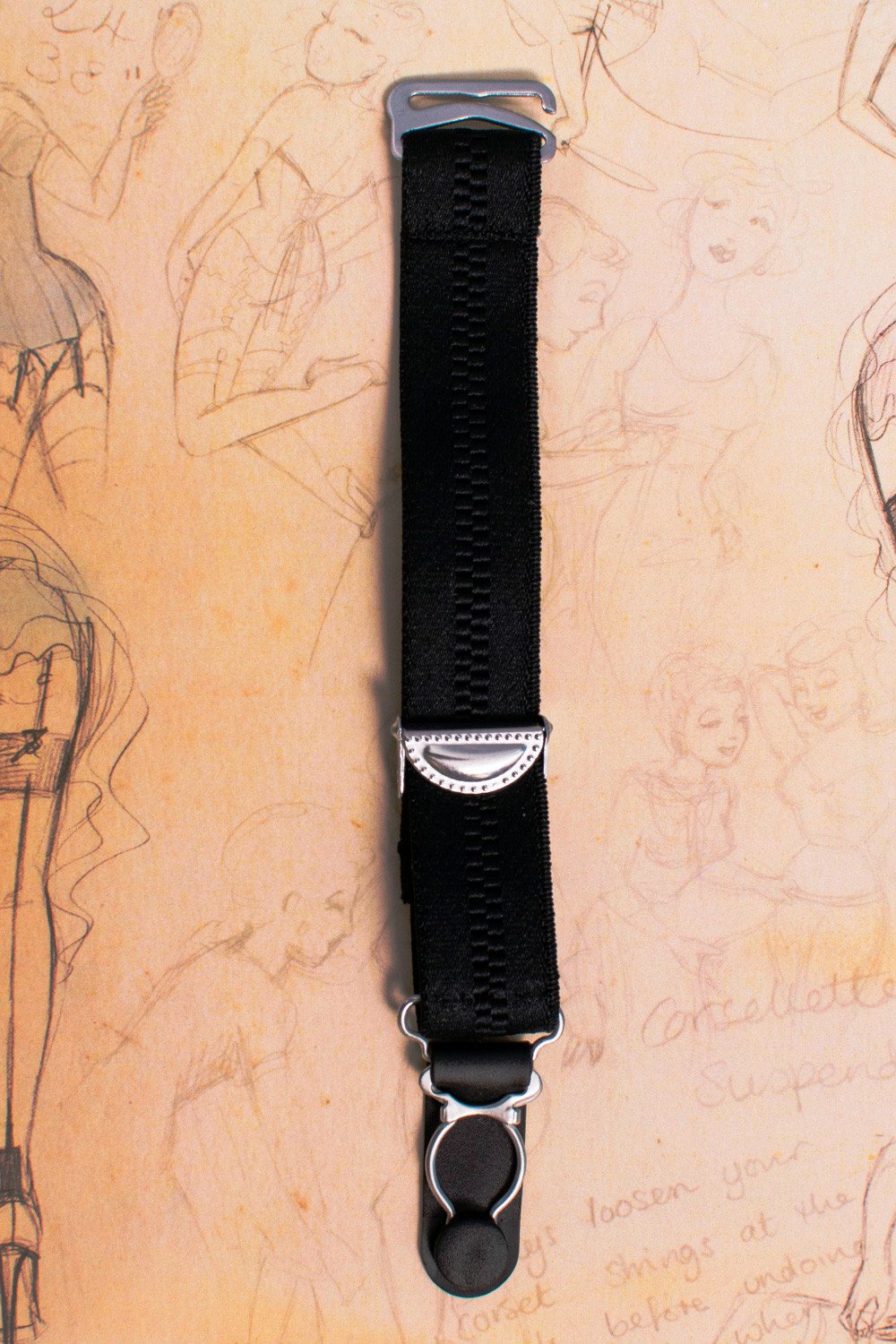 Four Detachable Suspender Clips - The Hosiery Box