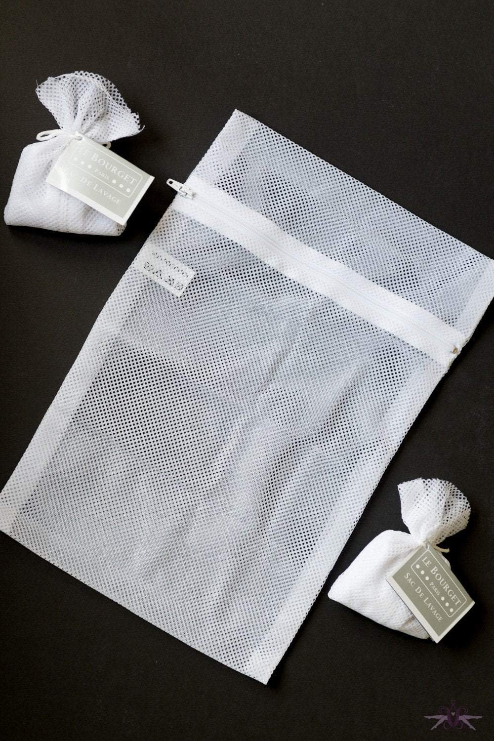 Le Bourget Washing Bag - The Hosiery Box